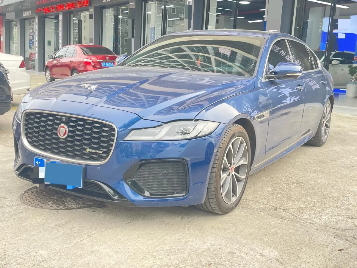 2022 Jaguar XFL 2.0T 250HP L4 8AT,autocango,china used car exporter,china ev exporter,chinese used car exporter,chinese used ev exporter