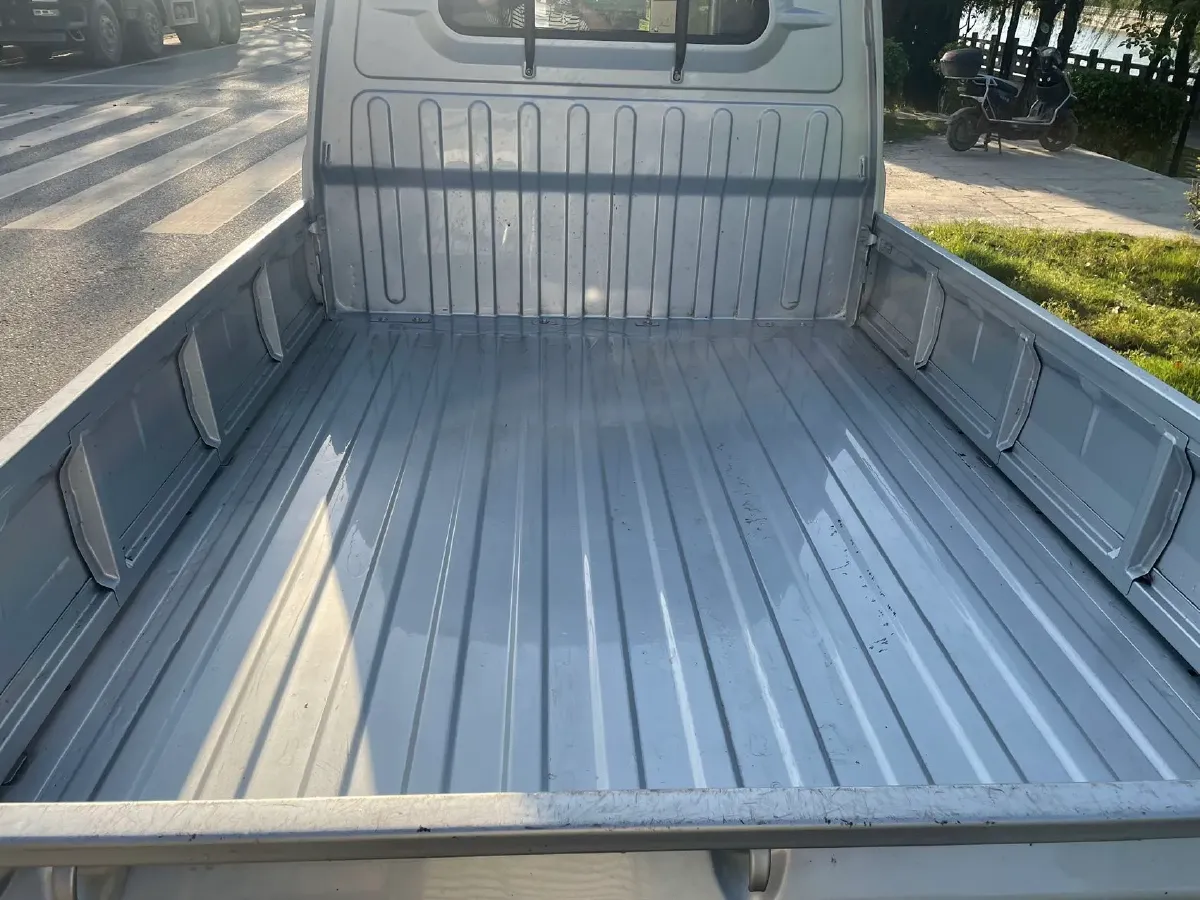 2021 WuLing RongGuang Mini Truck 1.5L 99HP L4 5MT,autocango,china used car exporter,china ev exporter,chinese used car exporter,chinese used ev exporter