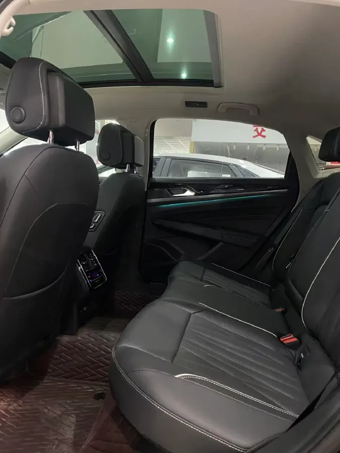 2023 Volkswagen Passat 2.0T 186HP L4 7DCT,autocango,china used car exporter,china ev exporter,chinese used car exporter,chinese used ev exporter