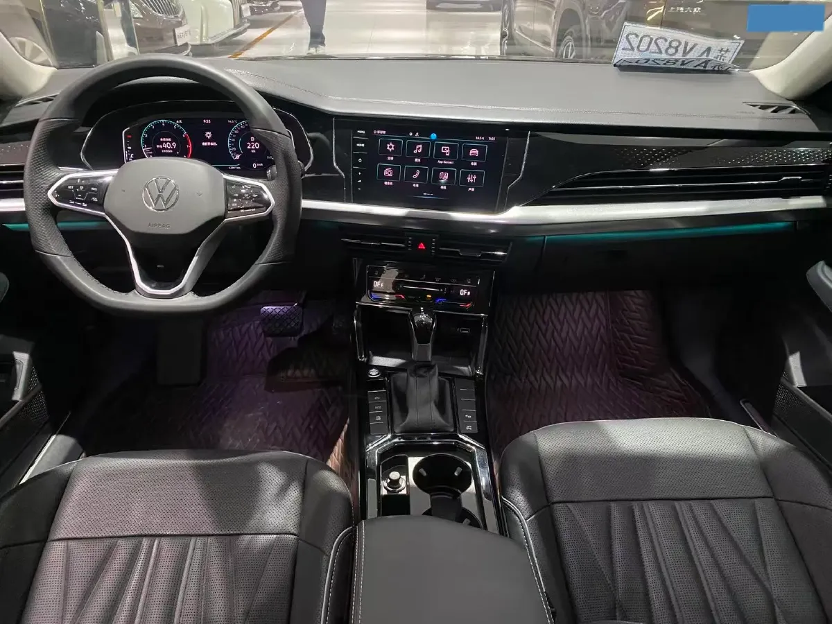 2023 Volkswagen Passat 2.0T 186HP L4 7DCT,autocango,china used car exporter,china ev exporter,chinese used car exporter,chinese used ev exporter