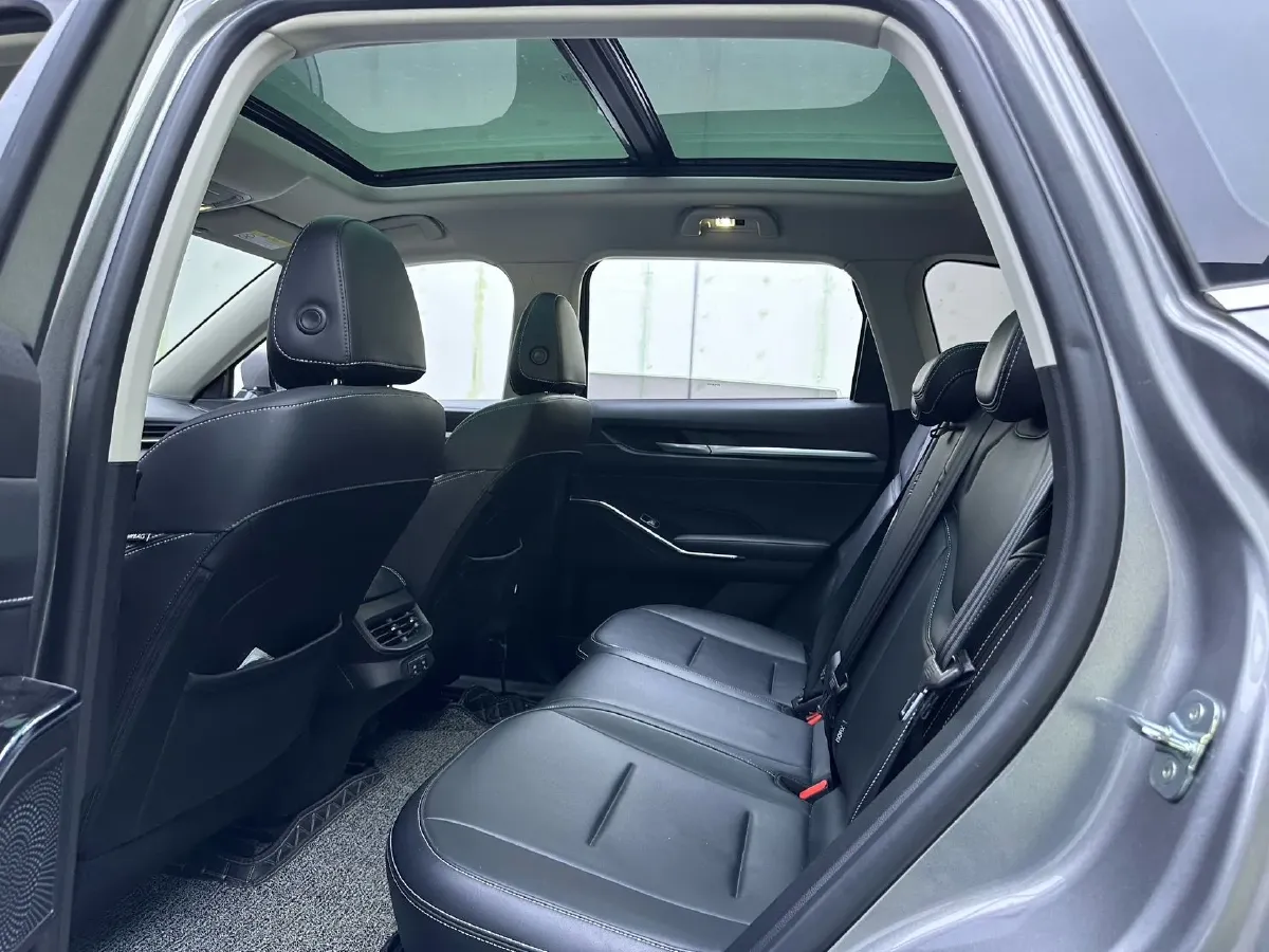 2021 Haval H6 1.5T 169HP L4 7DCT,autocango,china used car exporter,china ev exporter,chinese used car exporter,chinese used ev exporter