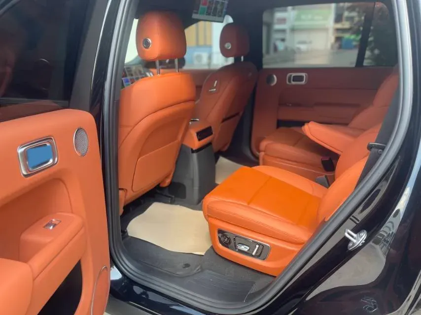 2024 Li L9 Range Extended 154HP REEV 52.3KWH,autocango,china used car exporter,china ev exporter,chinese used car exporter,chinese used ev exporter