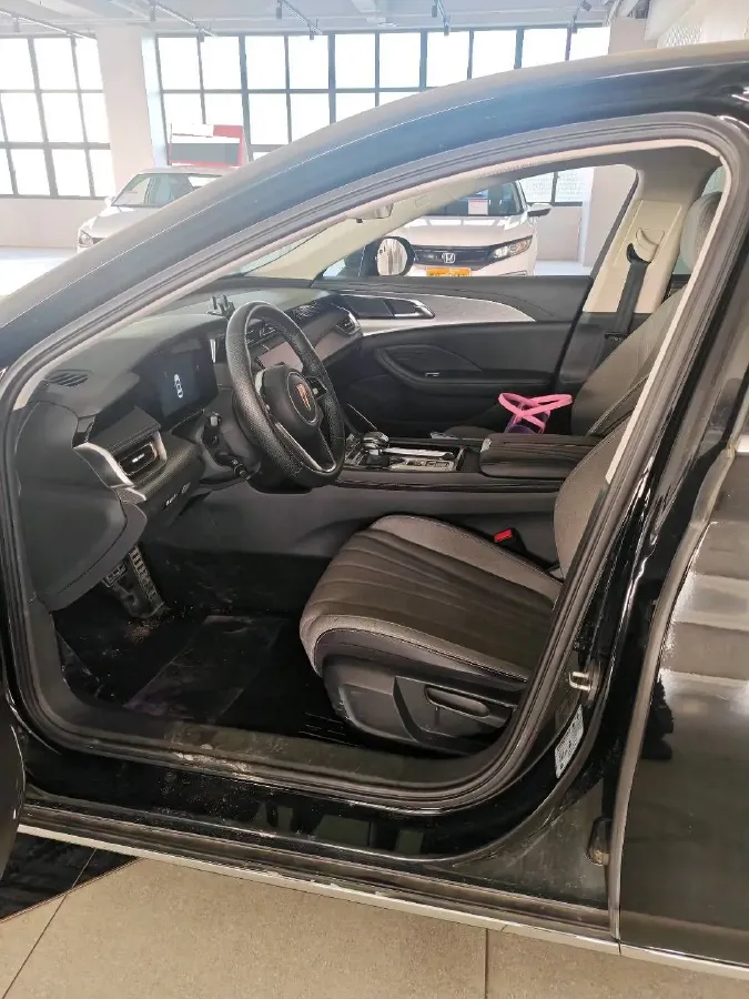 2024 HongQi H5 1.5T 169HP L4 7DCT,autocango,china used car exporter,china ev exporter,chinese used car exporter,chinese used ev exporter