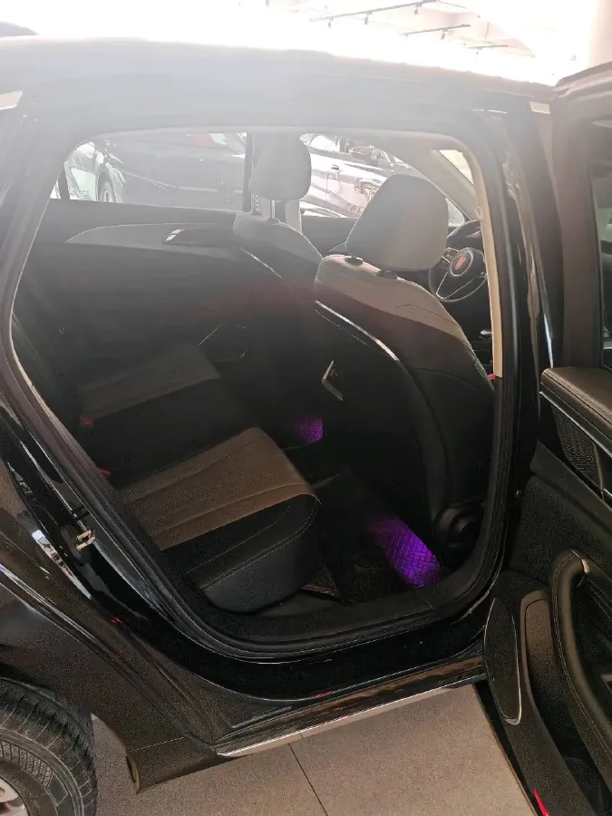 2024 HongQi H5 1.5T 169HP L4 7DCT,autocango,china used car exporter,china ev exporter,chinese used car exporter,chinese used ev exporter