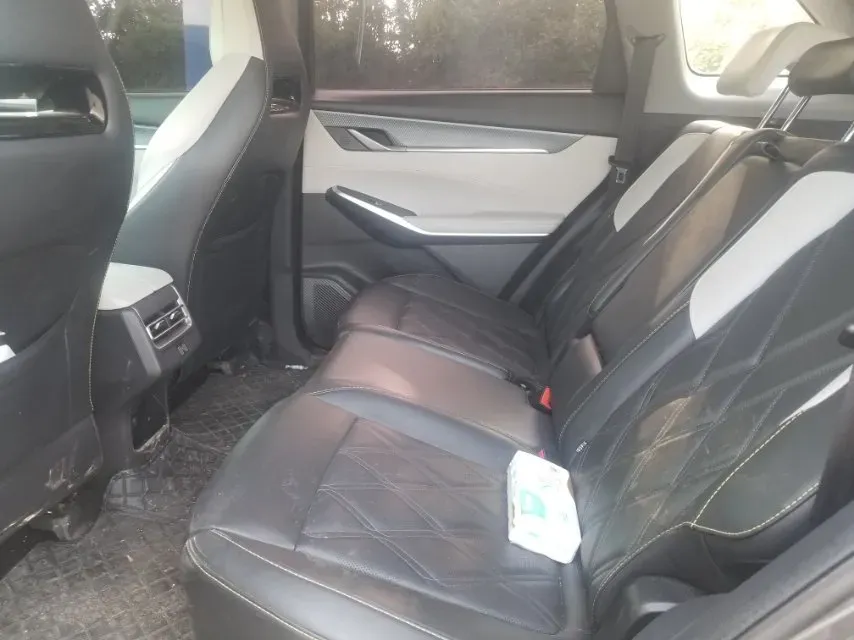 2023 ChangAn CS75 Plus 1.5T 188HP L4 8AT,autocango,china used car exporter,china ev exporter,chinese used car exporter,chinese used ev exporter