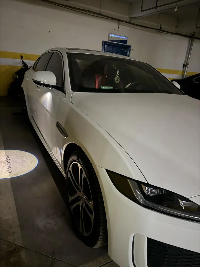 2023 Jaguar XEL 2.0T 250HP L4 8AT,autocango,china used car exporter,china ev exporter,chinese used car exporter,chinese used ev exporter