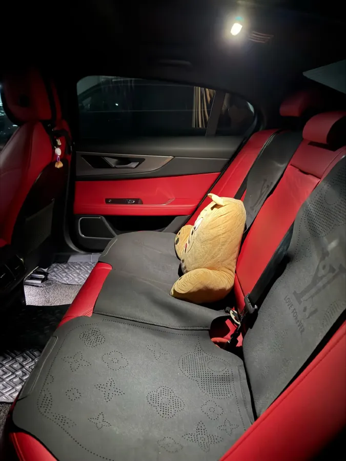 2023 Jaguar XEL 2.0T 250HP L4 8AT,autocango,china used car exporter,china ev exporter,chinese used car exporter,chinese used ev exporter