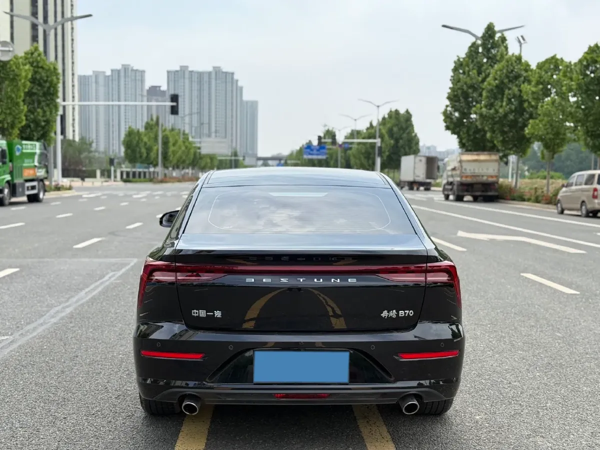 2022 Bestune B70 1.5T 169HP L4 7DCT,autocango,china used car exporter,china ev exporter,chinese used car exporter,chinese used ev exporter