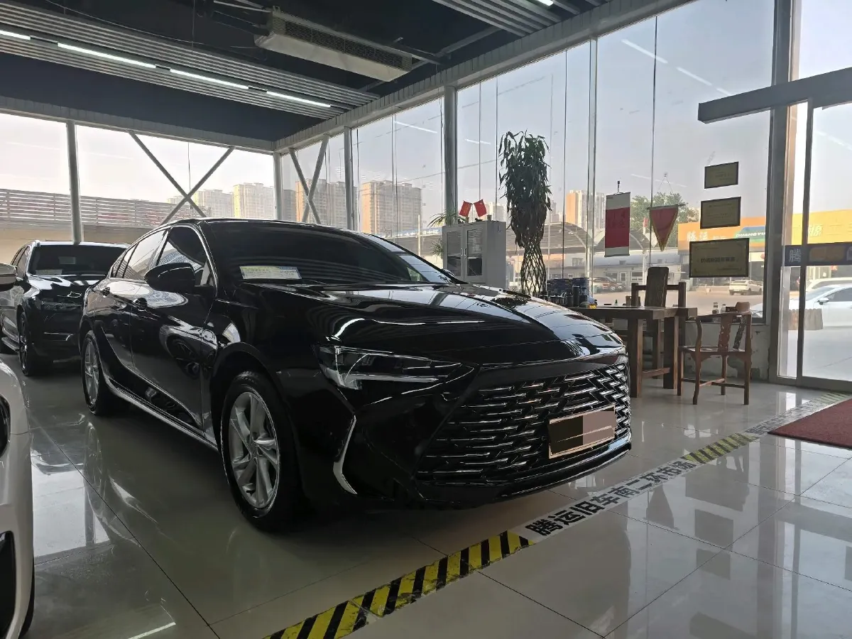 2024 Buick Regal 1.5T 169HP L4 9AT,autocango,china used car exporter,china ev exporter,chinese used car exporter,chinese used ev exporter