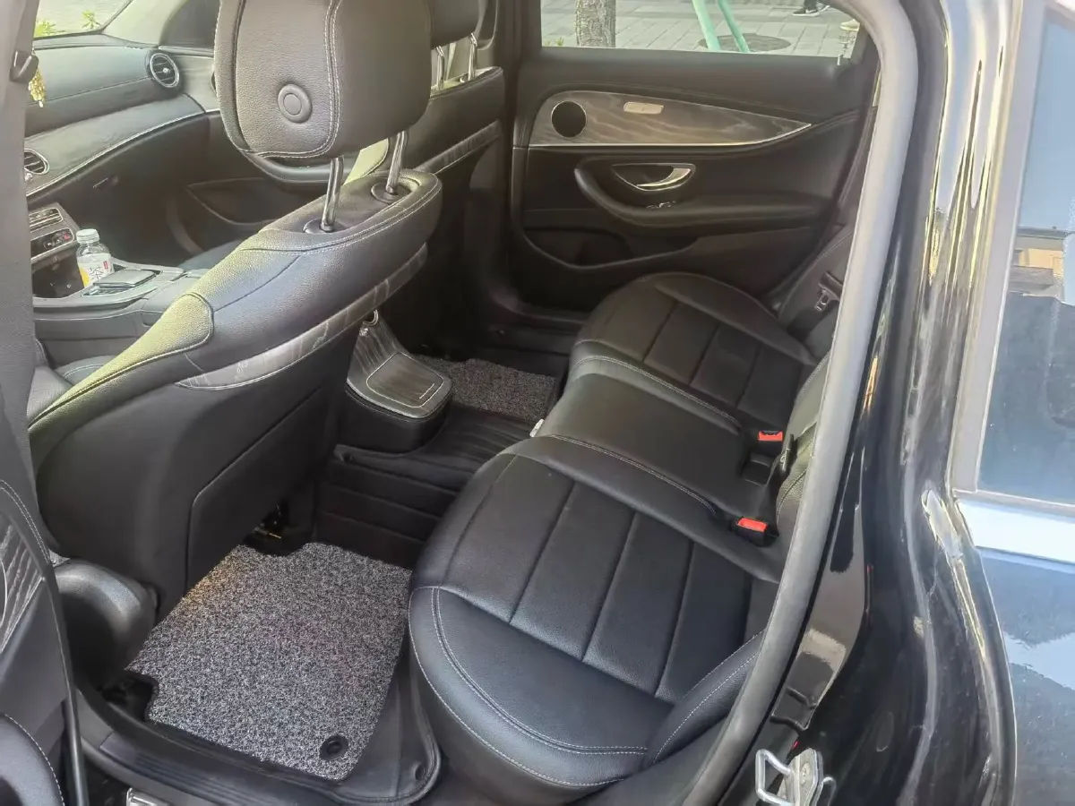 2021 Mercedes-Benz E Class 1.5T 184HP L4 9AT,autocango,china used car exporter,china ev exporter,chinese used car exporter,chinese used ev exporter