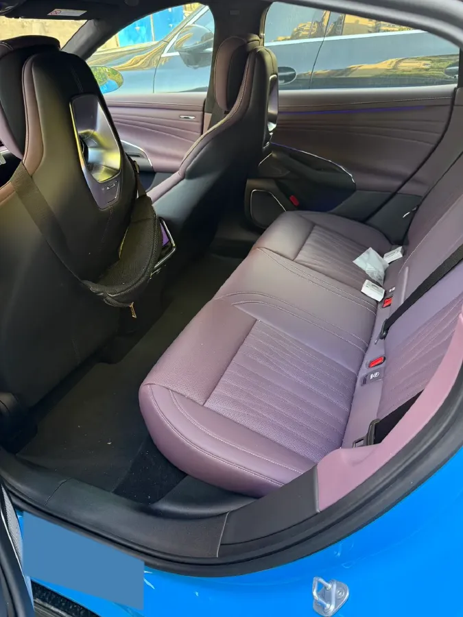 2026 MI SU7 BEV,autocango,china used car exporter,china ev exporter,chinese used car exporter,chinese used ev exporter