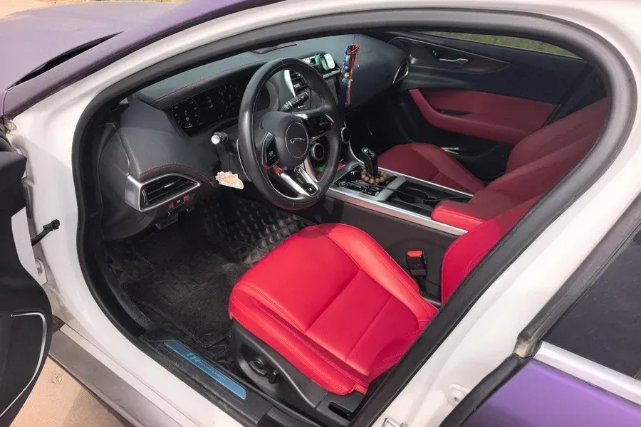 2023 Jaguar XEL 2.0T 250HP L4 8AT,autocango,china used car exporter,china ev exporter,chinese used car exporter,chinese used ev exporter