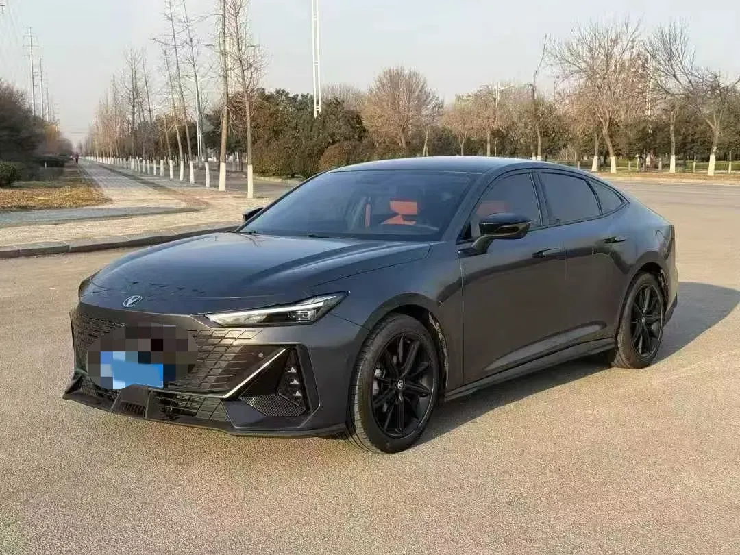 2022 ChangAn UNI-V 1.5T 188HP L4 7DCT,autocango,china used car exporter,china ev exporter,chinese used car exporter,chinese used ev exporter