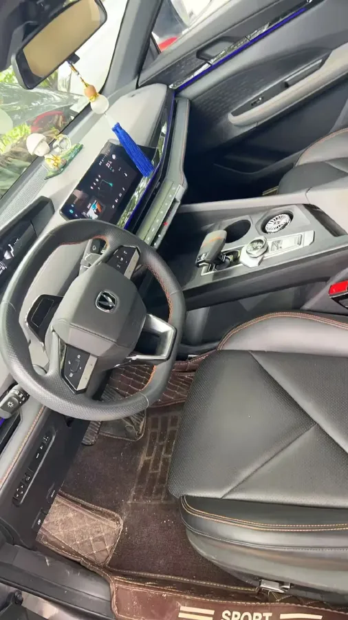 2022 ChangAn UNI-V 1.5T 188HP L4 7DCT,autocango,china used car exporter,china ev exporter,chinese used car exporter,chinese used ev exporter