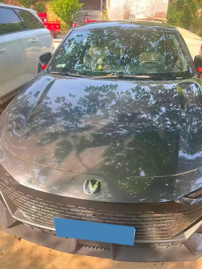 2022 ChangAn UNI-V 1.5T 188HP L4 7DCT,autocango,china used car exporter,china ev exporter,chinese used car exporter,chinese used ev exporter