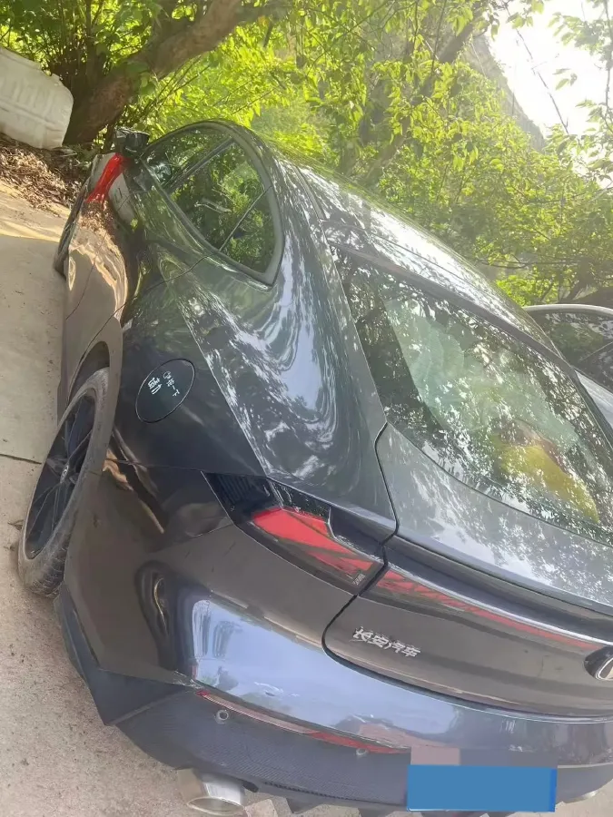 2022 ChangAn UNI-V 1.5T 188HP L4 7DCT,autocango,china used car exporter,china ev exporter,chinese used car exporter,chinese used ev exporter