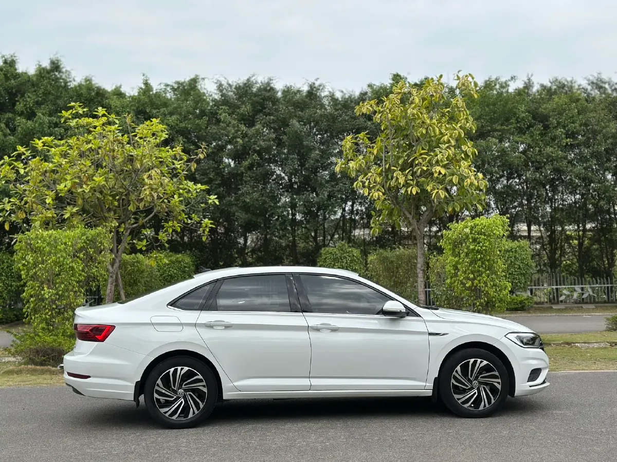 2022 Volkswagen Sagitar 1.4T 150HP L4 7DCT,autocango,china used car exporter,china ev exporter,chinese used car exporter,chinese used ev exporter