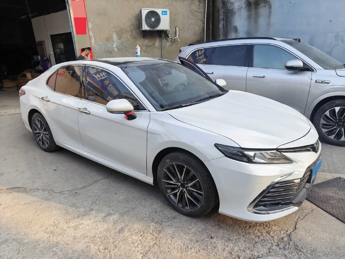 2021 Toyota Camry 2.5L 209HP L4 8AT,autocango,china used car exporter,china ev exporter,chinese used car exporter,chinese used ev exporter