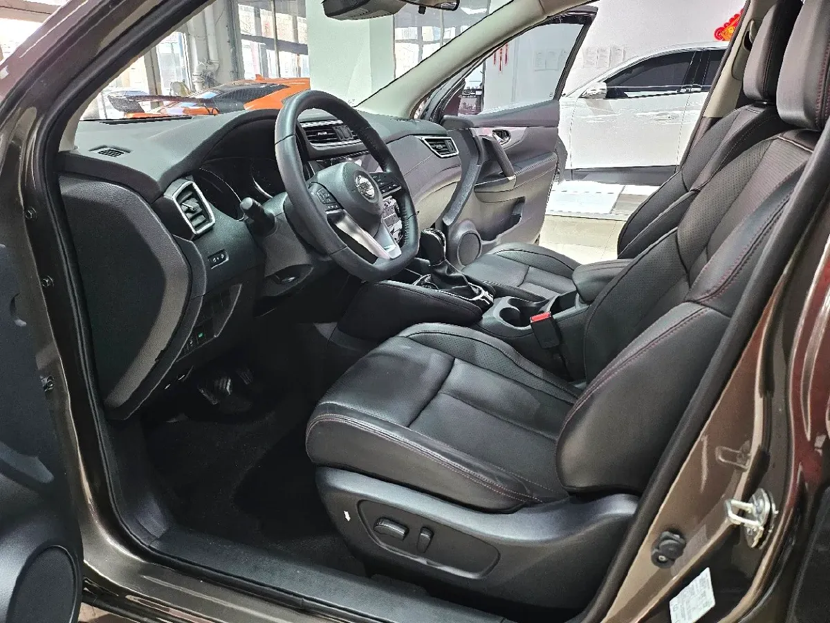 2022 Nissan Qashqai 2.0L 151HP L4 CVT,autocango,china used car exporter,china ev exporter,chinese used car exporter,chinese used ev exporter