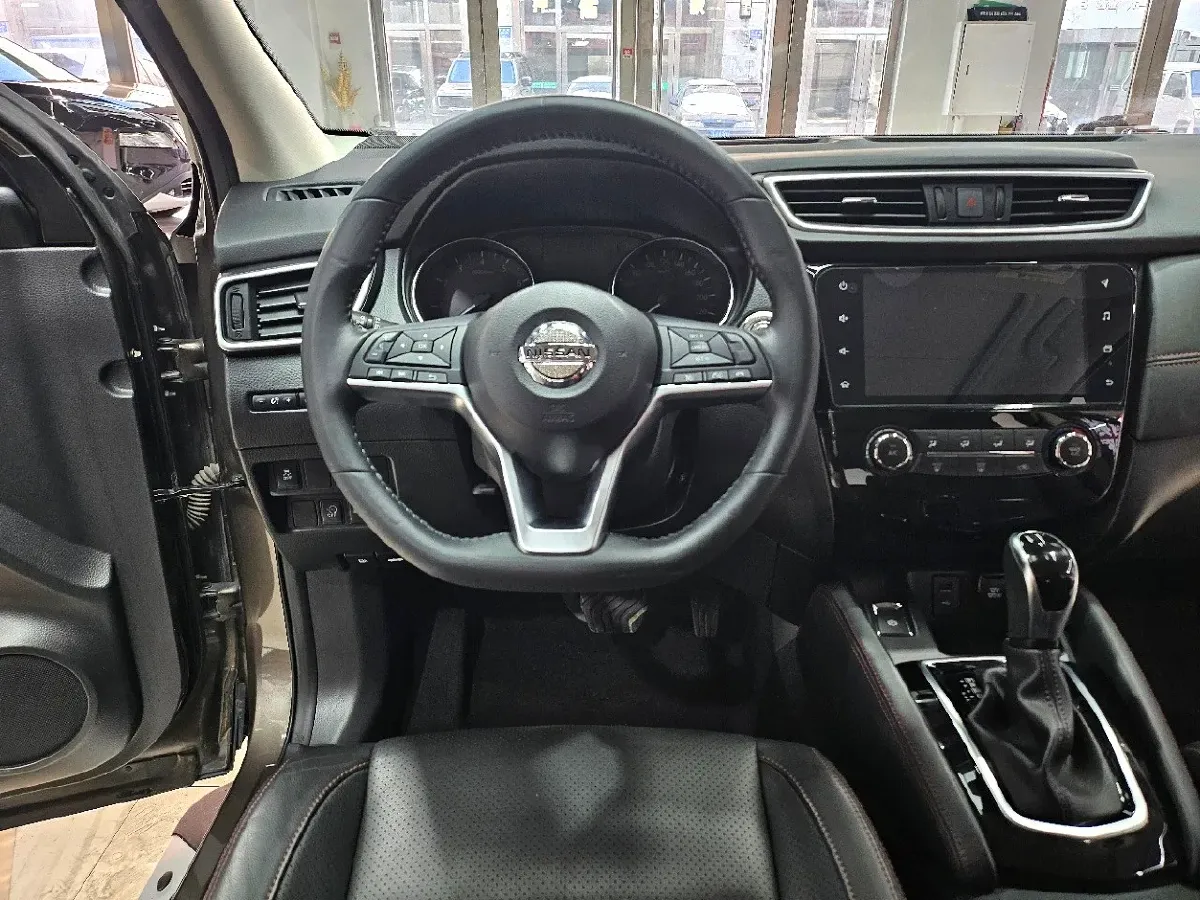 2022 Nissan Qashqai 2.0L 151HP L4 CVT,autocango,china used car exporter,china ev exporter,chinese used car exporter,chinese used ev exporter