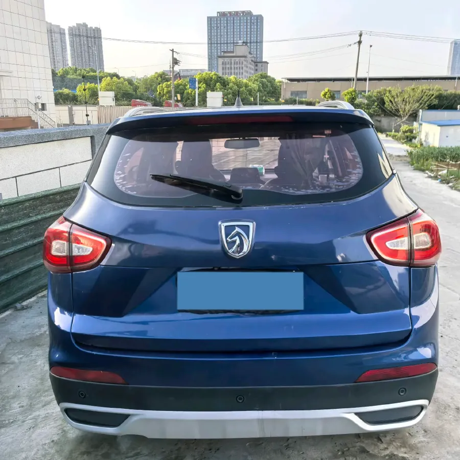 2017 BaoJun 310W 1.5L 105HP L4 6MT,autocango,china used car exporter,china ev exporter,chinese used car exporter,chinese used ev exporter