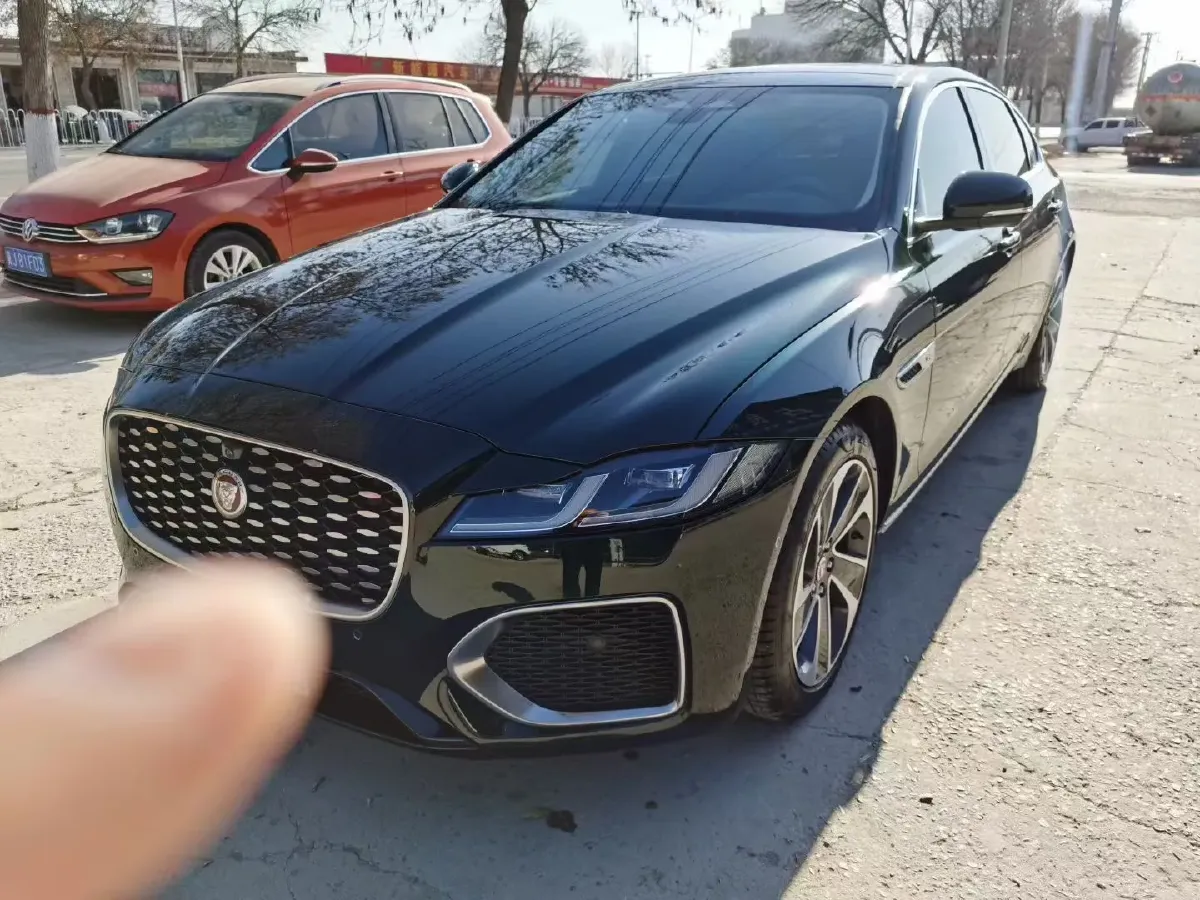 2023 Jaguar XFL 2.0T 200HP L4 8AT,autocango,china used car exporter,china ev exporter,chinese used car exporter,chinese used ev exporter