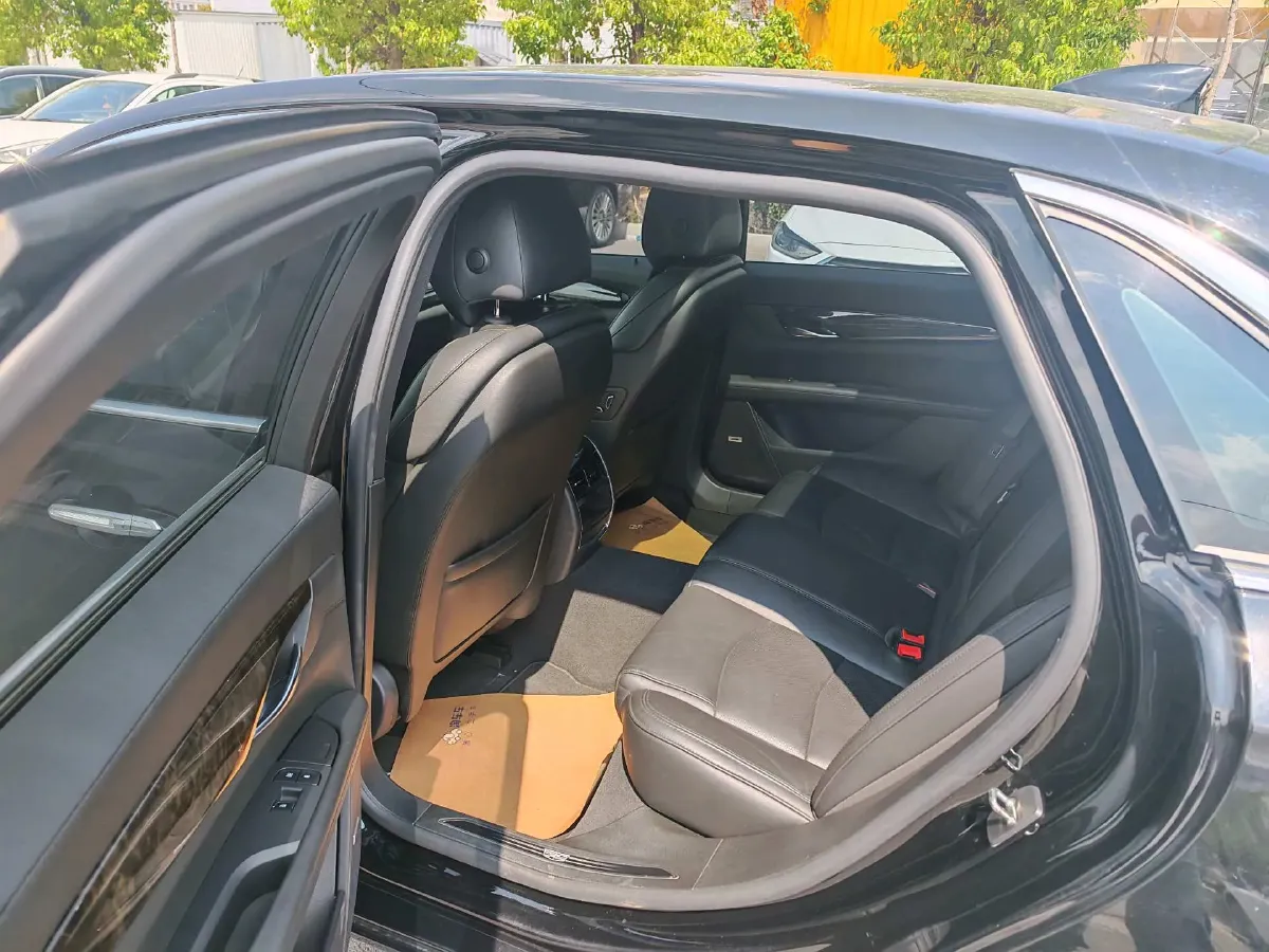 2022 Cadillac CT6 2.0T 237HP L4 10AT,autocango,china used car exporter,china ev exporter,chinese used car exporter,chinese used ev exporter