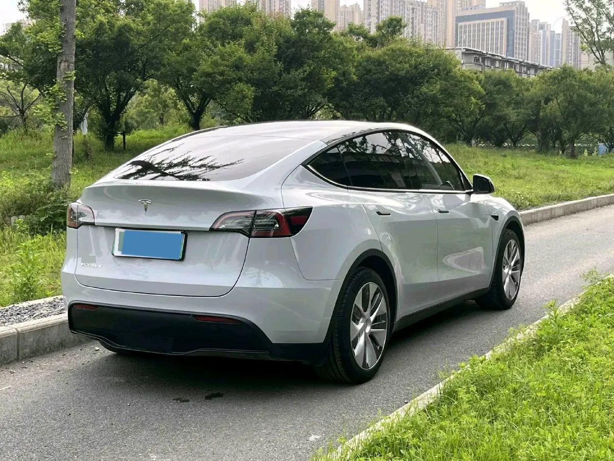 2022 Tesla Model Y BEV 60KWH,autocango,china used car exporter,china ev exporter,chinese used car exporter,chinese used ev exporter