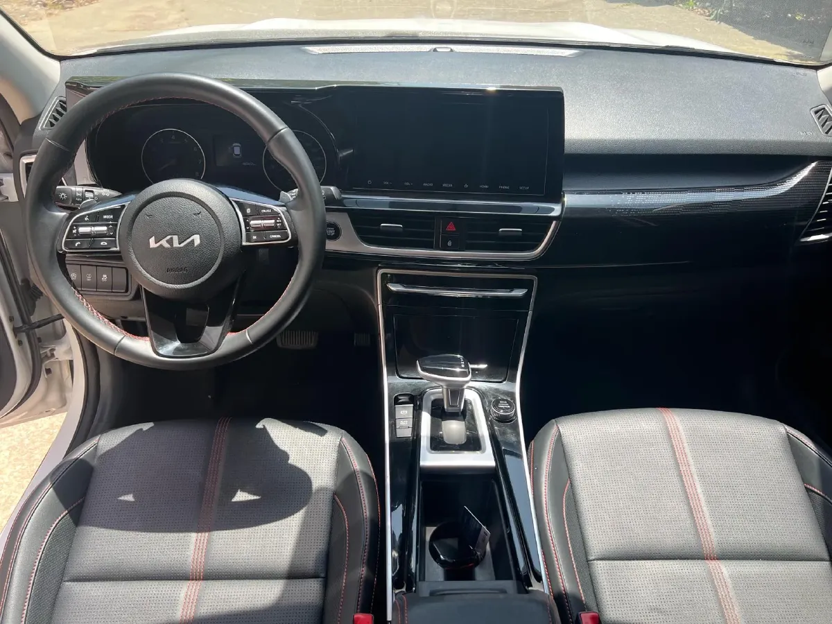 2021 Kia KX3 1.5L 115HP L4 CVT,autocango,china used car exporter,china ev exporter,chinese used car exporter,chinese used ev exporter