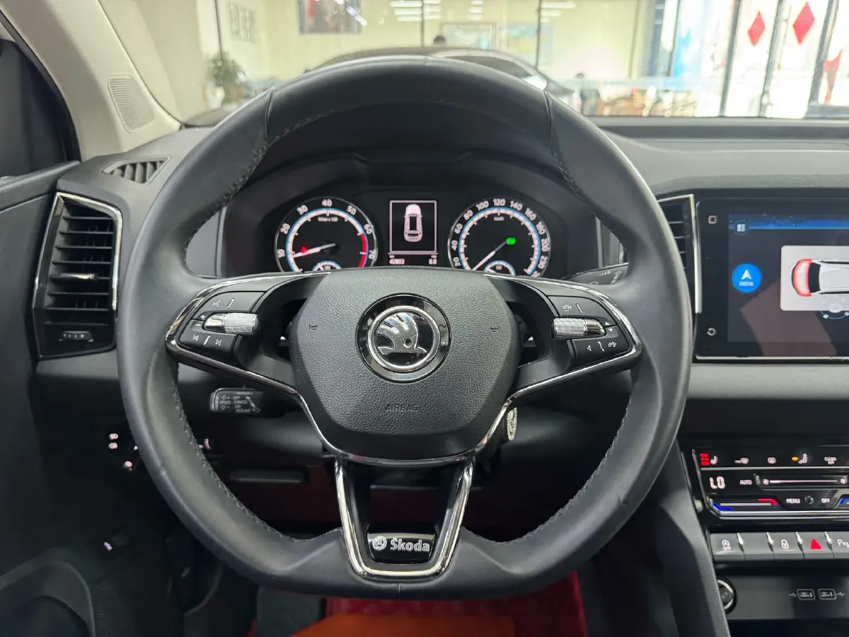 2022 Skoda Karoq 1.4T 150HP L4 7DCT,autocango,china used car exporter,china ev exporter,chinese used car exporter,chinese used ev exporter