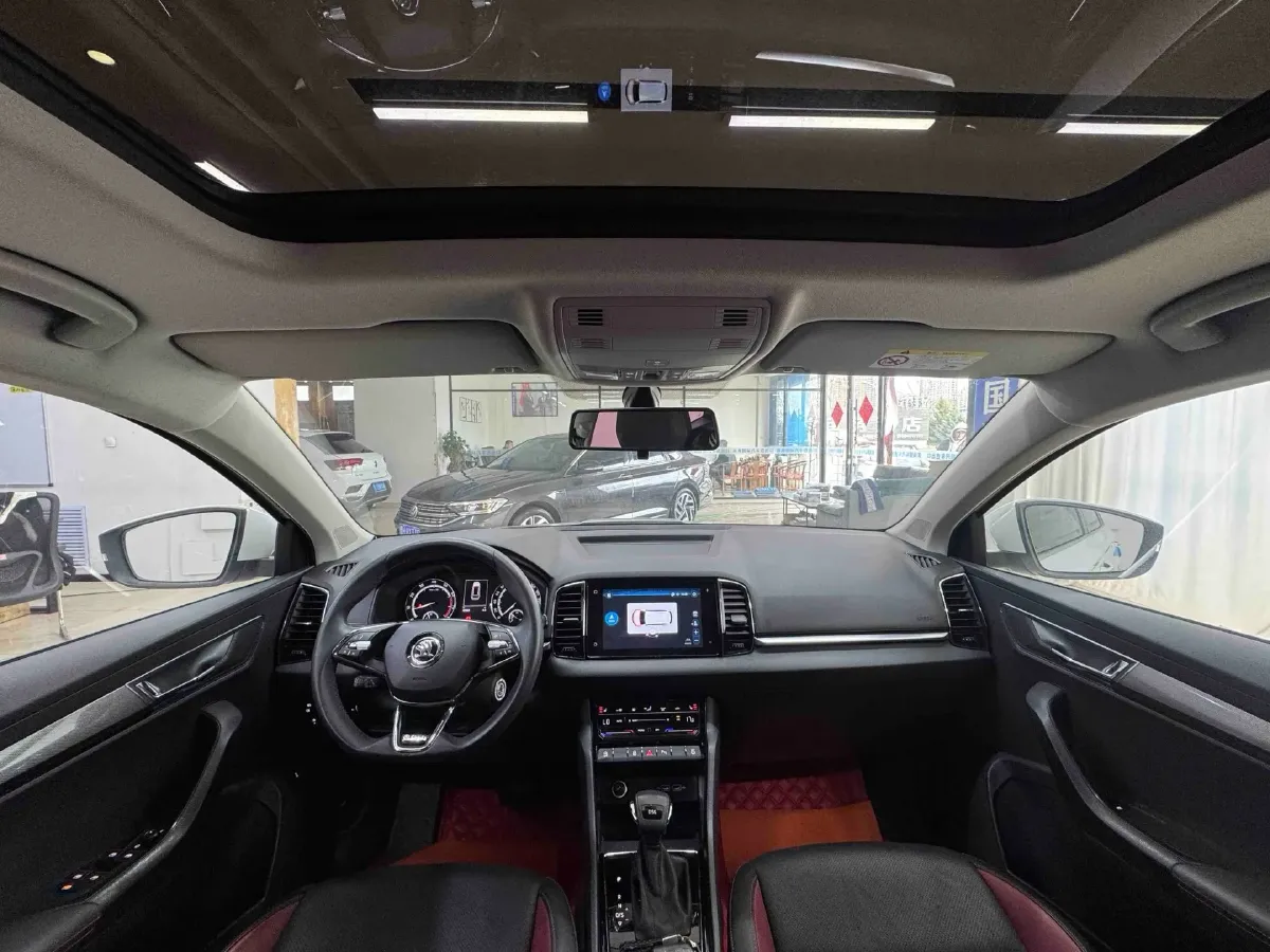 2022 Skoda Karoq 1.4T 150HP L4 7DCT,autocango,china used car exporter,china ev exporter,chinese used car exporter,chinese used ev exporter