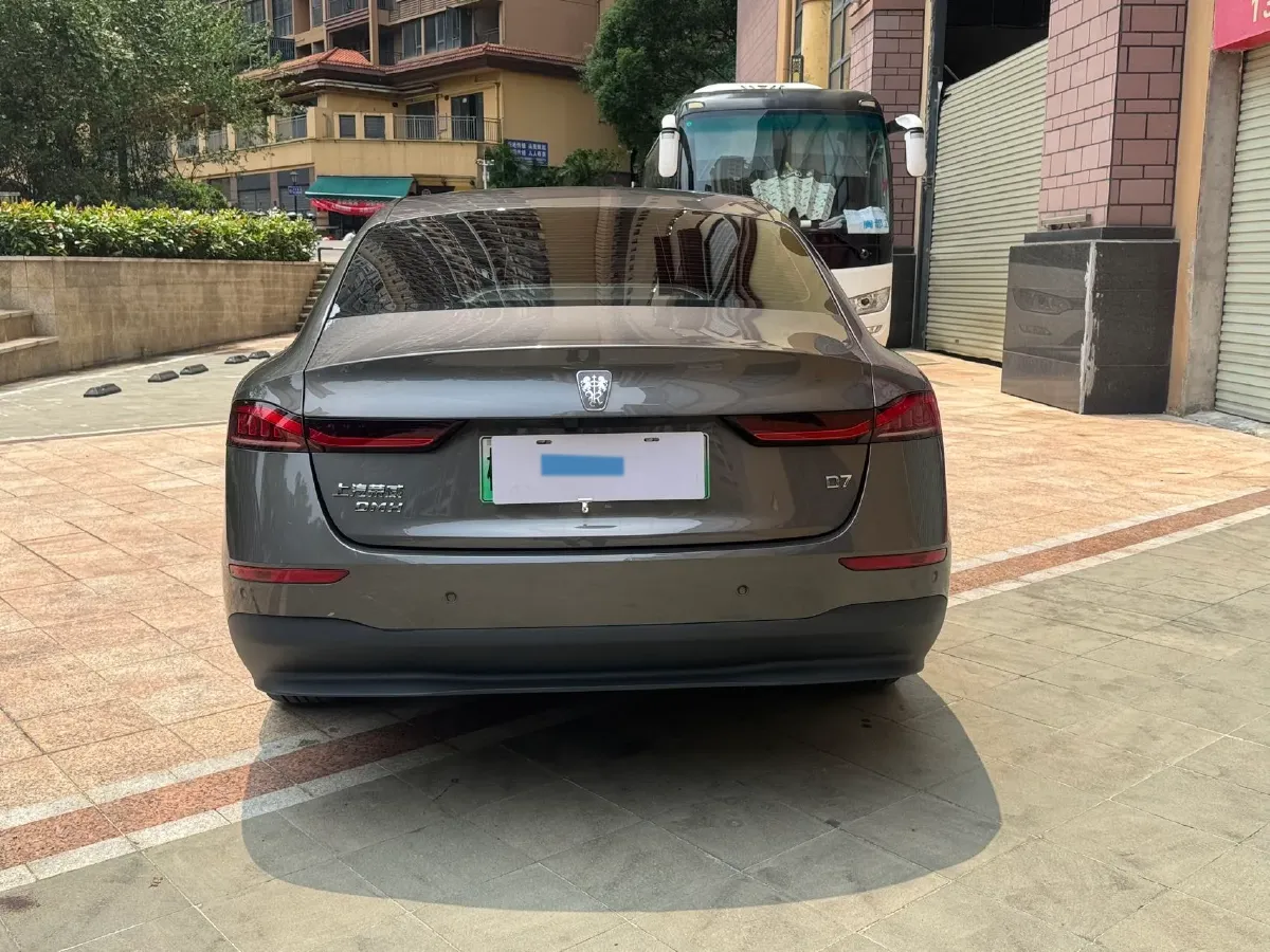 2023 Roewe D7 1.5L 112HP L4 1DHT PHEV 21.4KWH,autocango,china used car exporter,china ev exporter,chinese used car exporter,chinese used ev exporter