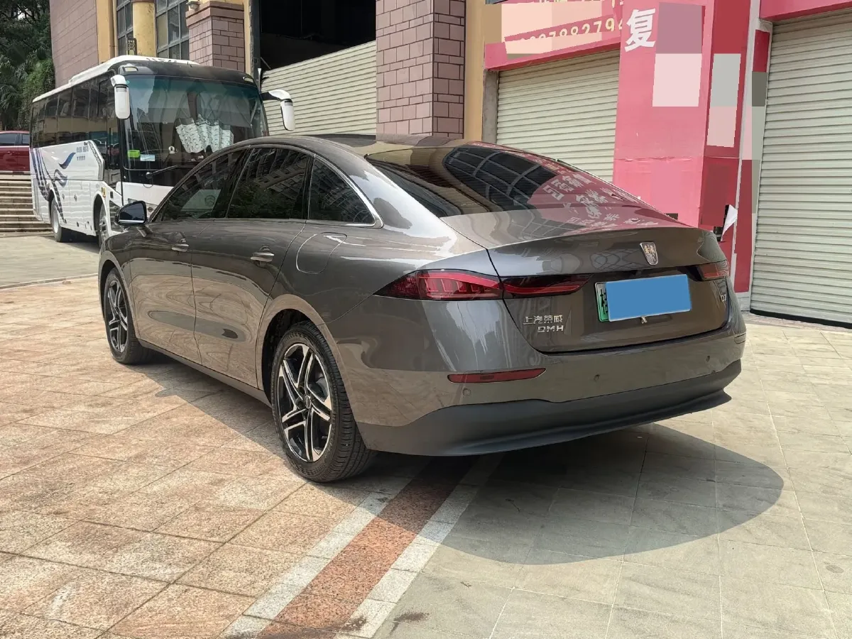 2023 Roewe D7 1.5L 112HP L4 1DHT PHEV 21.4KWH,autocango,china used car exporter,china ev exporter,chinese used car exporter,chinese used ev exporter
