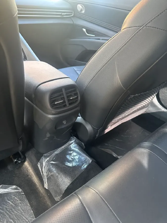 2023 Hyundai Elantra 1.5L 115HP L4 CVT,autocango,china used car exporter,china ev exporter,chinese used car exporter,chinese used ev exporter