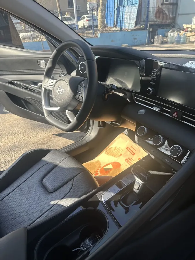 2023 Hyundai Elantra 1.5L 115HP L4 CVT,autocango,china used car exporter,china ev exporter,chinese used car exporter,chinese used ev exporter