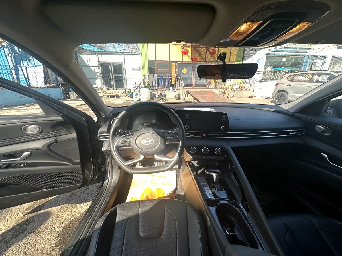 2023 Hyundai Elantra 1.5L 115HP L4 CVT,autocango,china used car exporter,china ev exporter,chinese used car exporter,chinese used ev exporter