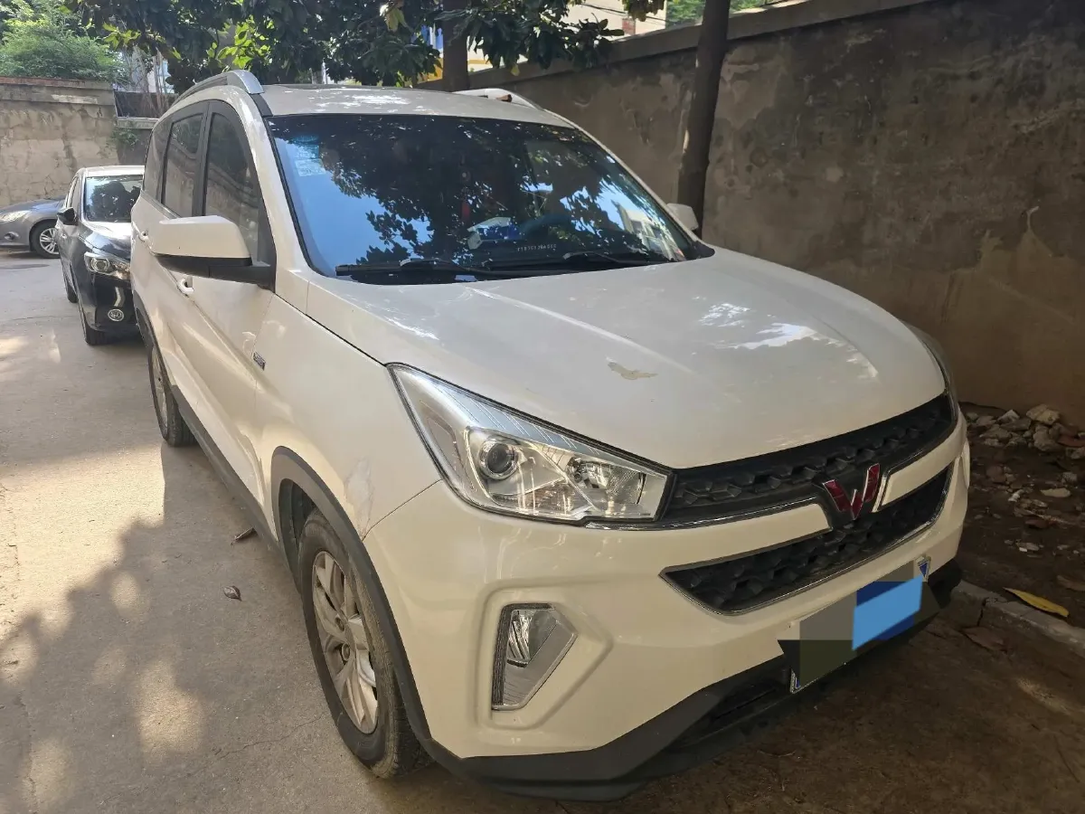 2018 WuLing HongGuang S3 1.5T 150HP L4 6MT,autocango,china used car exporter,china ev exporter,chinese used car exporter,chinese used ev exporter