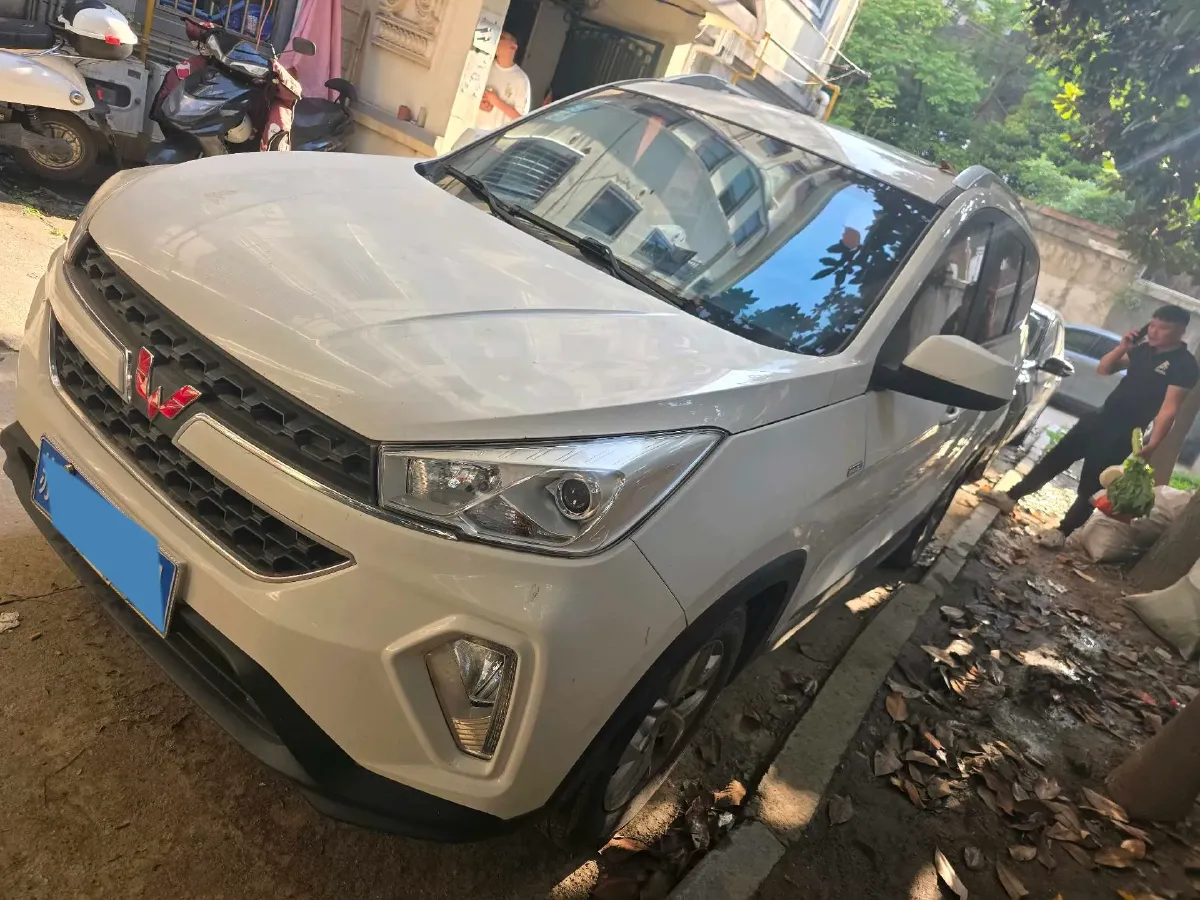 2018 WuLing HongGuang S3 1.5T 150HP L4 6MT,autocango,china used car exporter,china ev exporter,chinese used car exporter,chinese used ev exporter