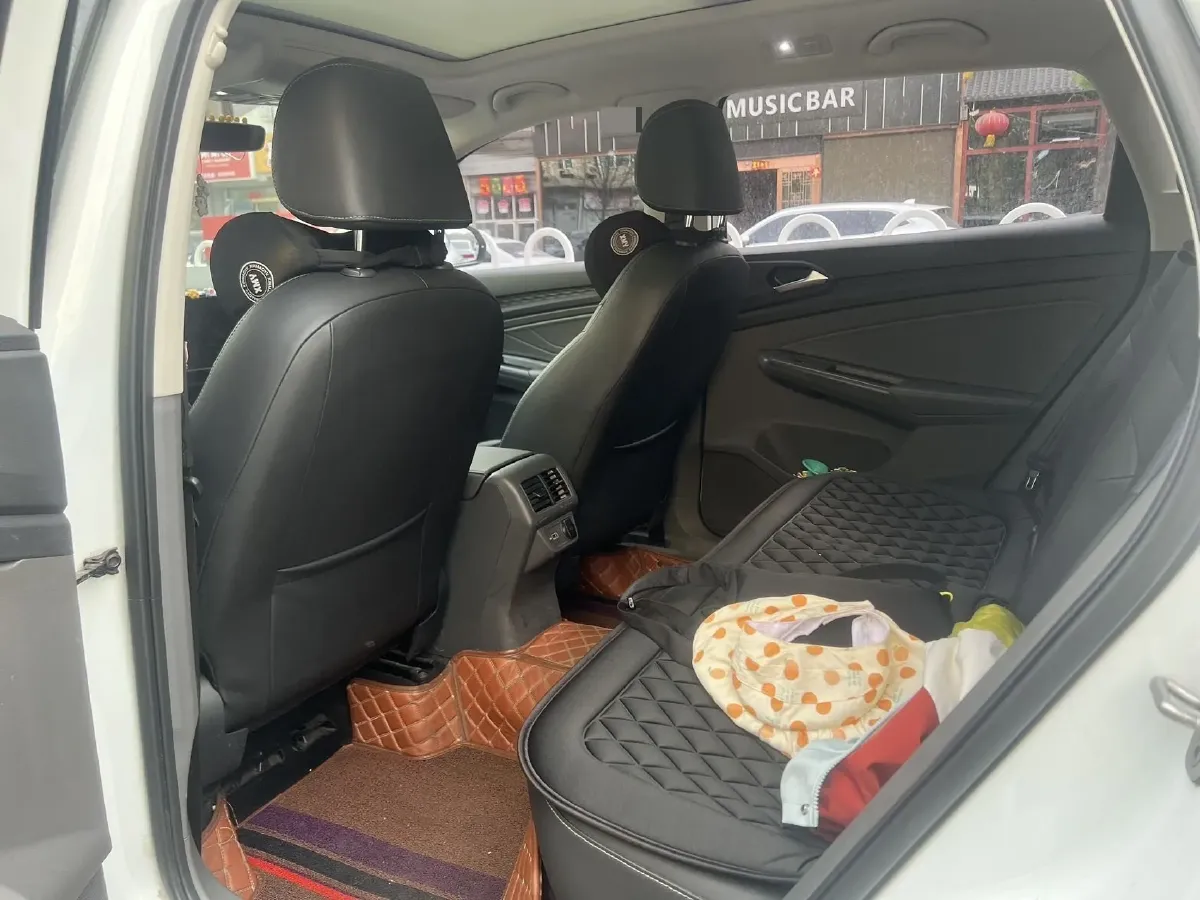 2020 Jetta VS7 1.4T 150HP L4 6AT,autocango,china used car exporter,china ev exporter,chinese used car exporter,chinese used ev exporter