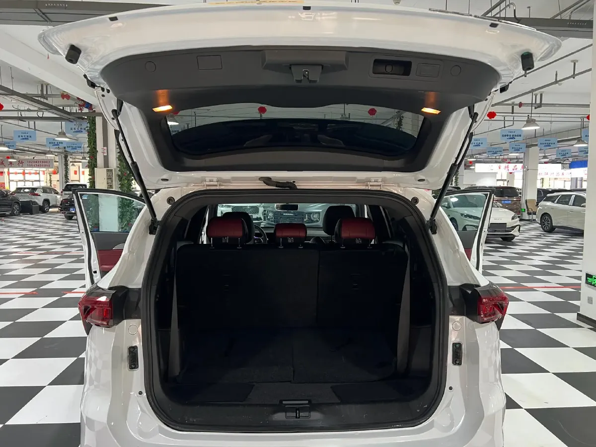 2021 Bestune B70 1.5T 169HP L4 7DCT,autocango,china used car exporter,china ev exporter,chinese used car exporter,chinese used ev exporter