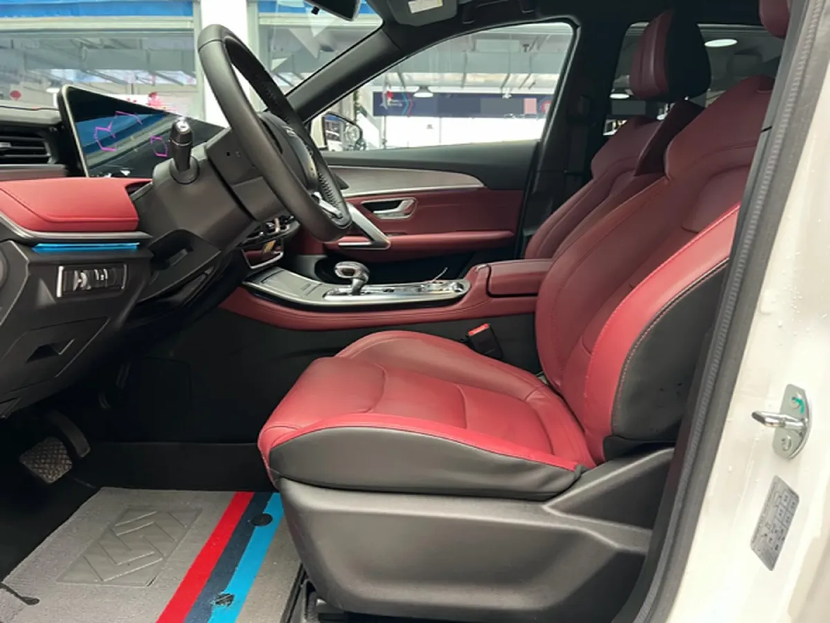 2021 Bestune B70 1.5T 169HP L4 7DCT,autocango,china used car exporter,china ev exporter,chinese used car exporter,chinese used ev exporter