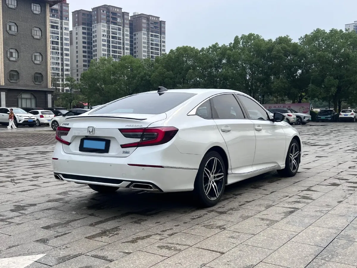 2022 Honda Accord 1.5T 194HP L4 CVT,autocango,china used car exporter,china ev exporter,chinese used car exporter,chinese used ev exporter