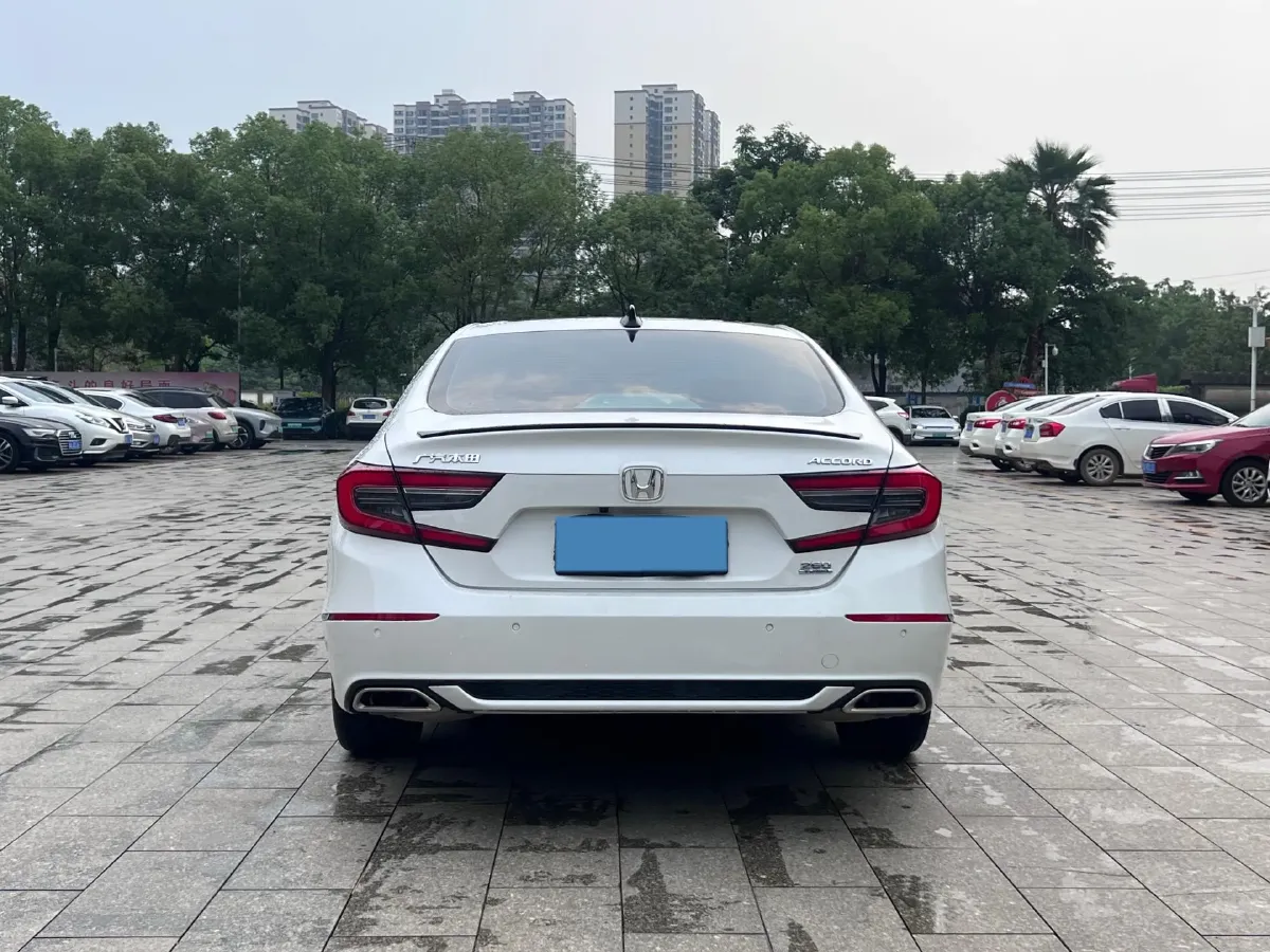 2022 Honda Accord 1.5T 194HP L4 CVT,autocango,china used car exporter,china ev exporter,chinese used car exporter,chinese used ev exporter