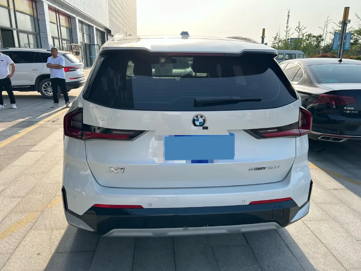 2024 BMW X1 2.0T 204HP L4 7DCT,autocango,china used car exporter,china ev exporter,chinese used car exporter,chinese used ev exporter