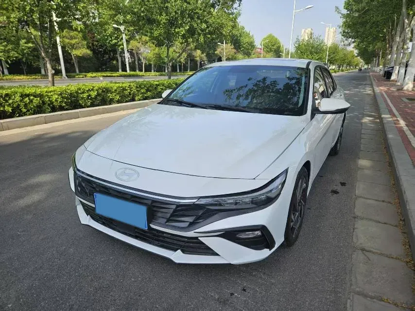 2023 Hyundai Elantra 1.5L 115HP L4 CVT,autocango,china used car exporter,china ev exporter,chinese used car exporter,chinese used ev exporter