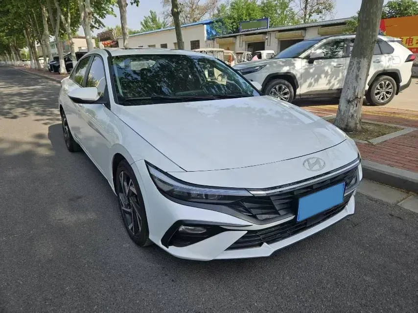2023 Hyundai Elantra 1.5L 115HP L4 CVT,autocango,china used car exporter,china ev exporter,chinese used car exporter,chinese used ev exporter