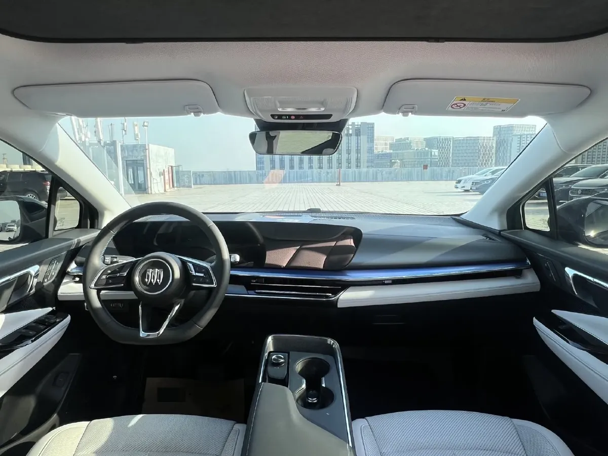 2023 Roewe F7 BEV 64KWH,autocango,china used car exporter,china ev exporter,chinese used car exporter,chinese used ev exporter