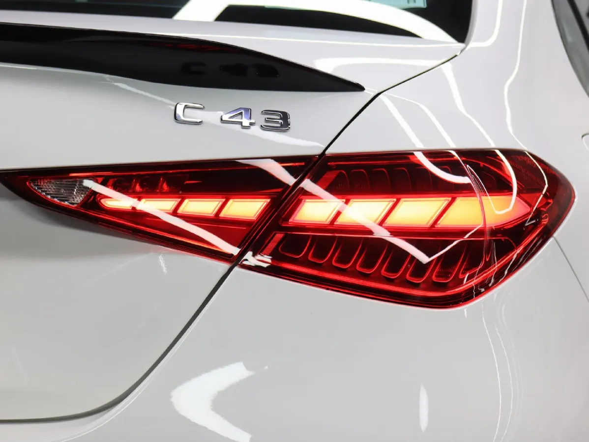 2024 Mercedes-Benz C AMG 2.0T 408HP L4 9AT,autocango,china used car exporter,china ev exporter,chinese used car exporter,chinese used ev exporter