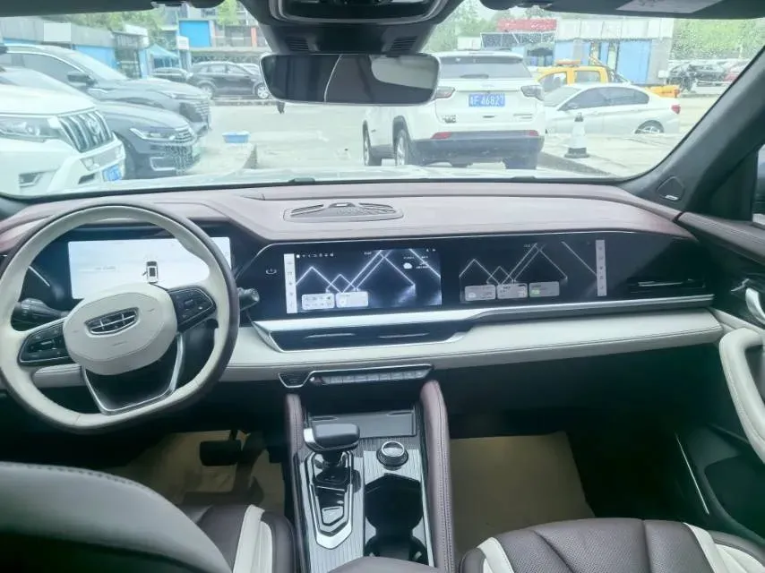 2021 Geely Monjaro 2.0T 218HP L4 7DCT,autocango,china used car exporter,china ev exporter,chinese used car exporter,chinese used ev exporter