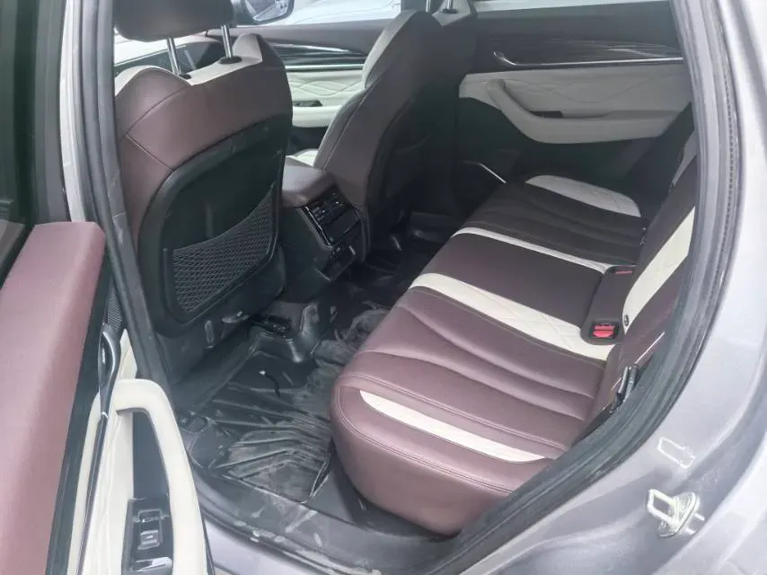 2021 Geely Monjaro 2.0T 218HP L4 7DCT,autocango,china used car exporter,china ev exporter,chinese used car exporter,chinese used ev exporter